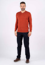 Malcom bomuldsstrik med V-hals i orange