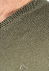 Malcom bomuldsstrik med V-hals i grøn