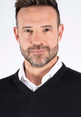 Malcom bomuldsstrik med V-hals i sort