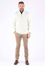 Tristan strik med struktur og zip i hvid