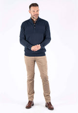 Nilson strik med struktur og zip i navy