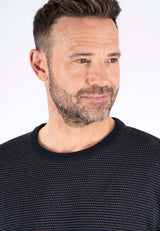 Viggo strik O-hals med struktur i navy