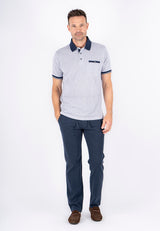 Fletcher mønstret polo med brystlomme I hvid/navy