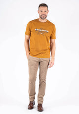 James tee med print i gul