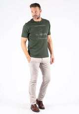 James tee med print i grøn