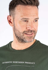 James tee med print i grøn