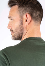 James tee med print i grøn