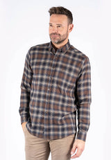 Mundo skjorte med tern i brun