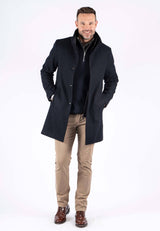 Andrew frakke i navy