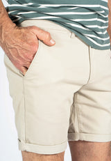 Becker chino shorts I lys sand