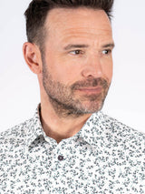 Carl printet skjorte i hvid