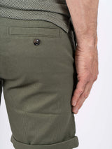 Thomas shorts med struktur i army grøn